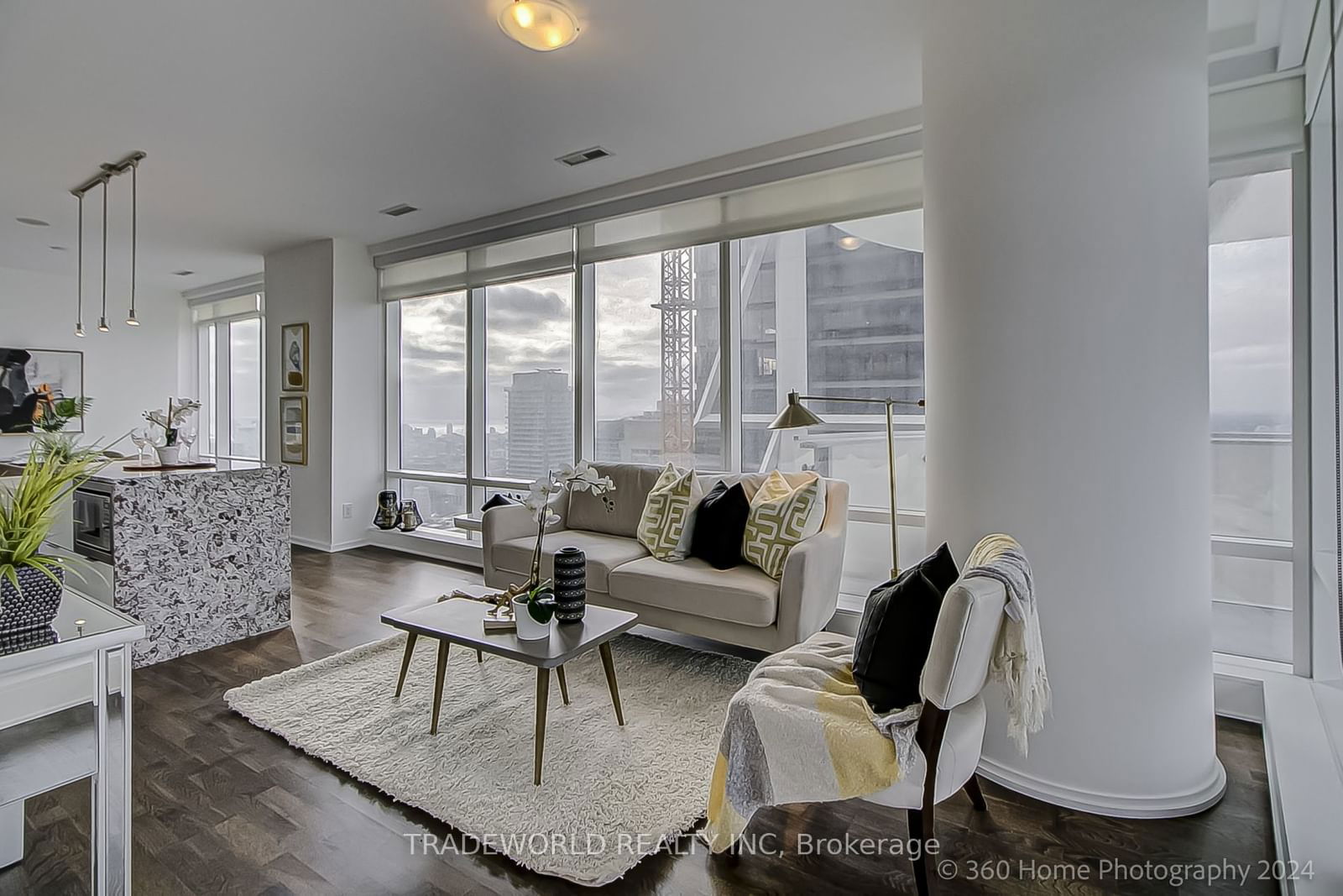 1 Bloor St E, unit 4909 for sale