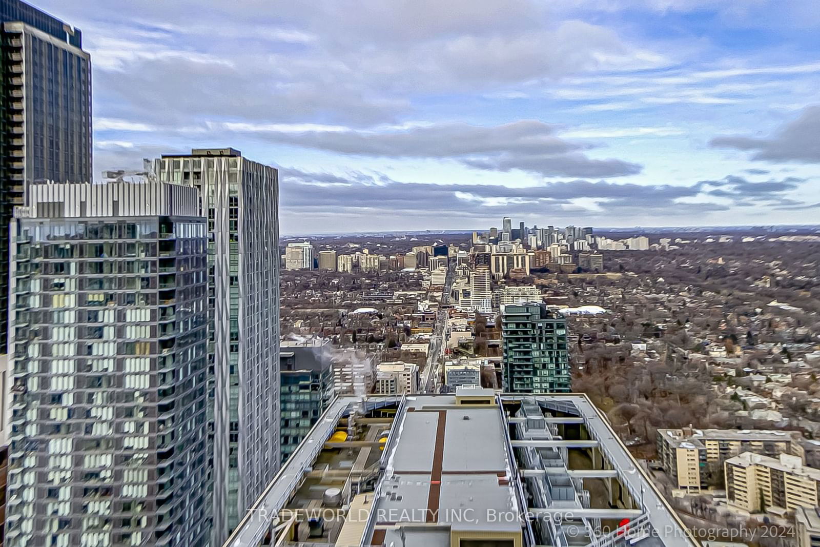 1 Bloor St E, unit 4909 for sale