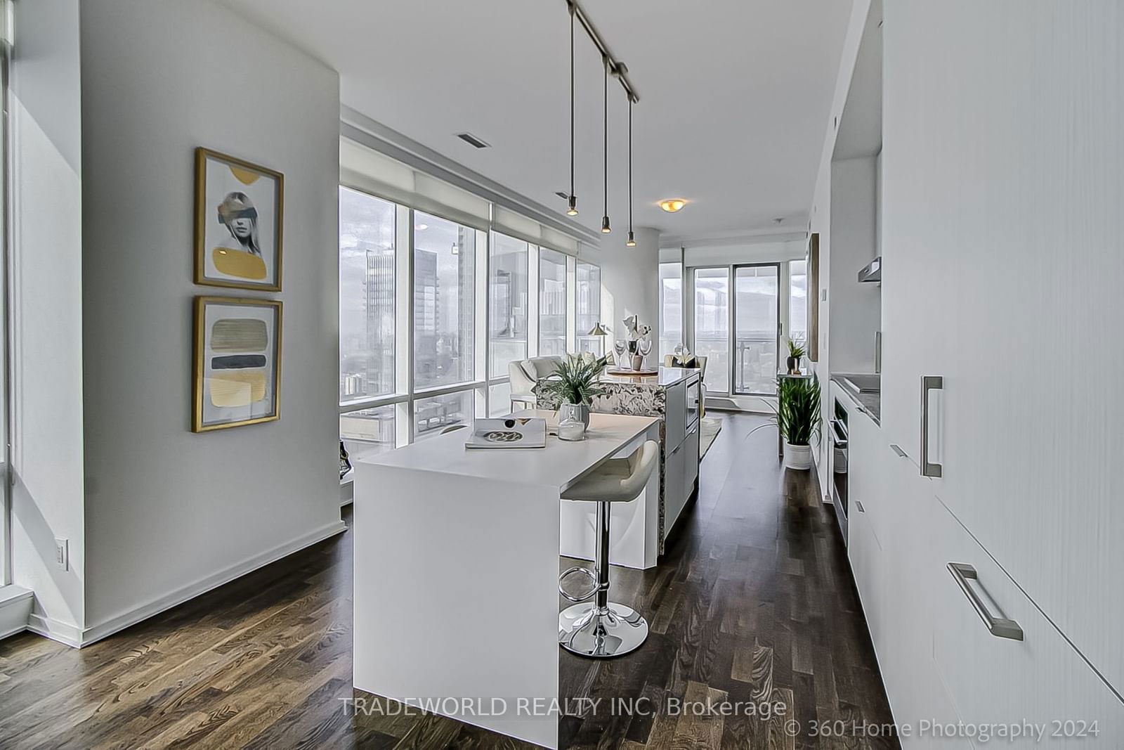 1 Bloor St E, unit 4909 for sale