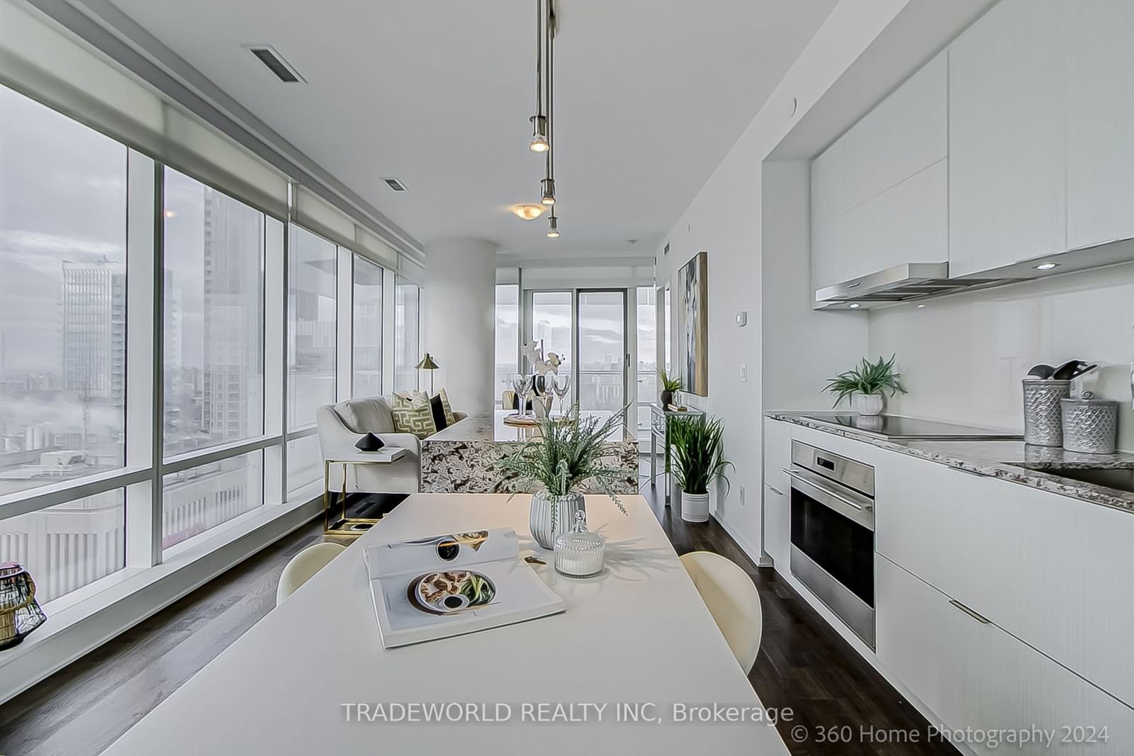 1 Bloor St E, unit 4909 for sale