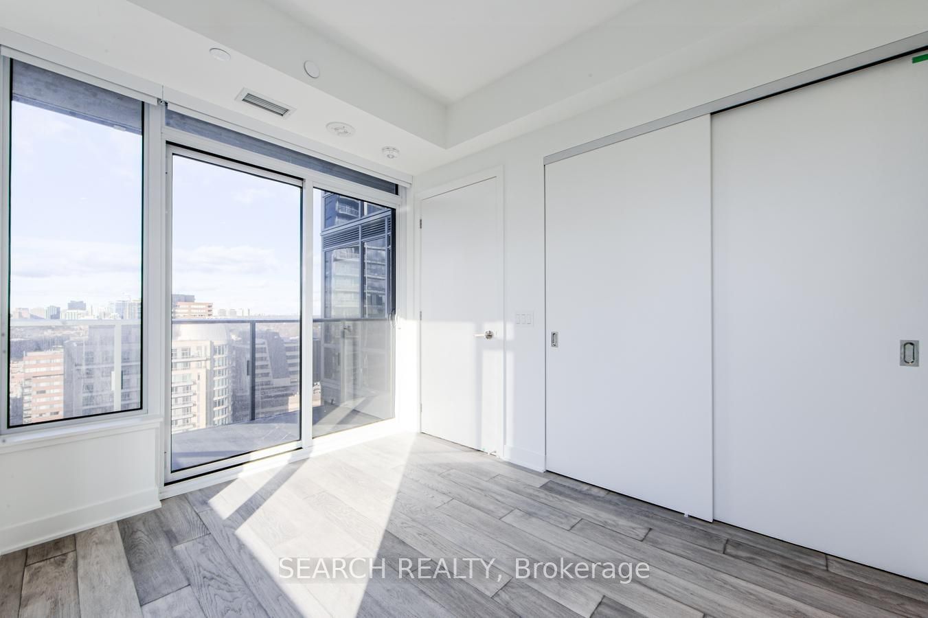 11 Yorkville Ave, unit 1503 for rent