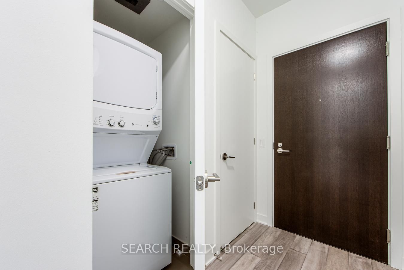 11 Yorkville Ave, unit 1503 for rent