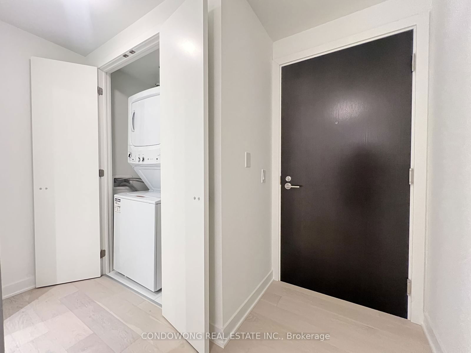 11 Yorkville Ave, unit 1107 for rent