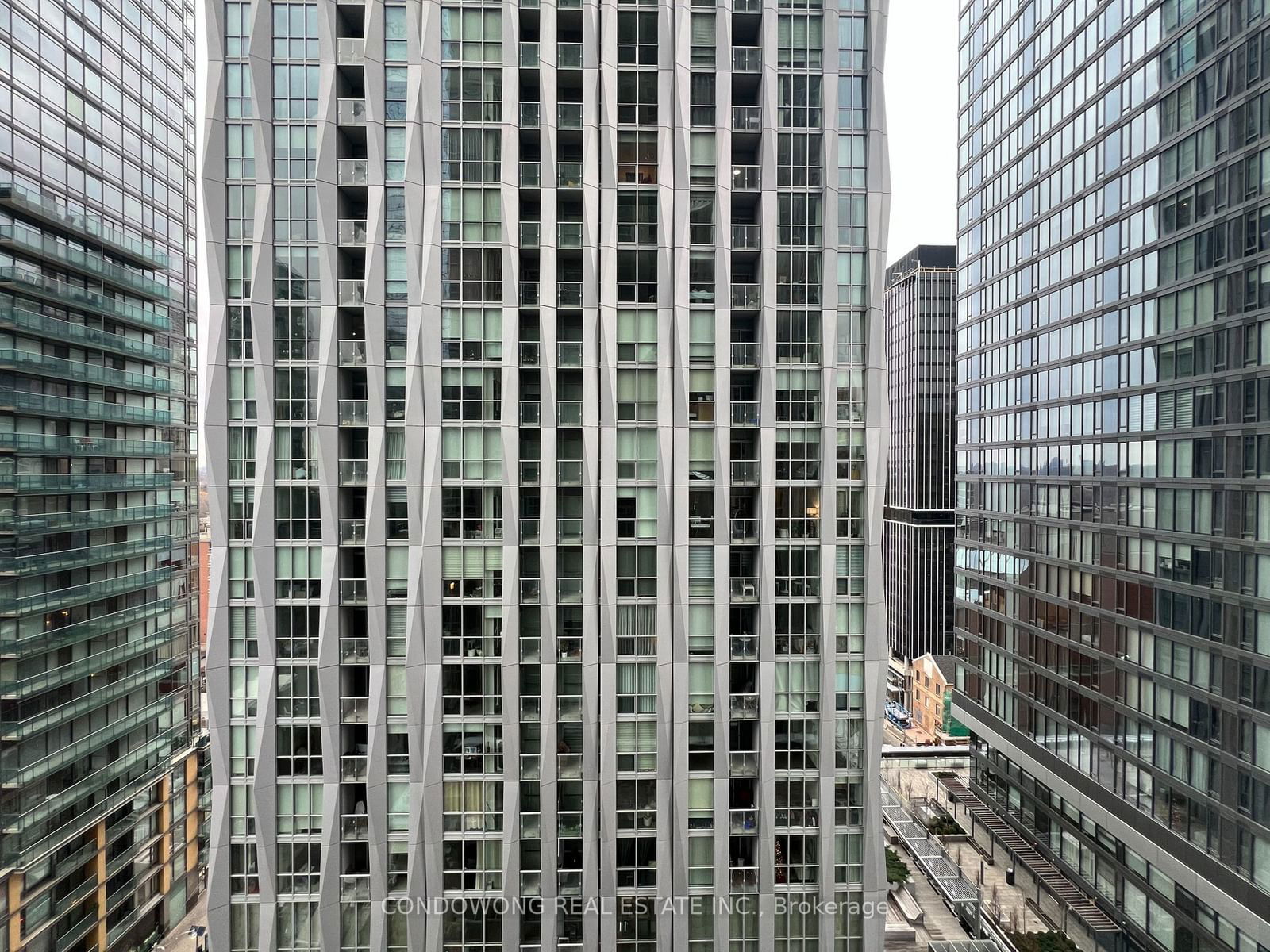 11 Yorkville Ave, unit 1107 for rent