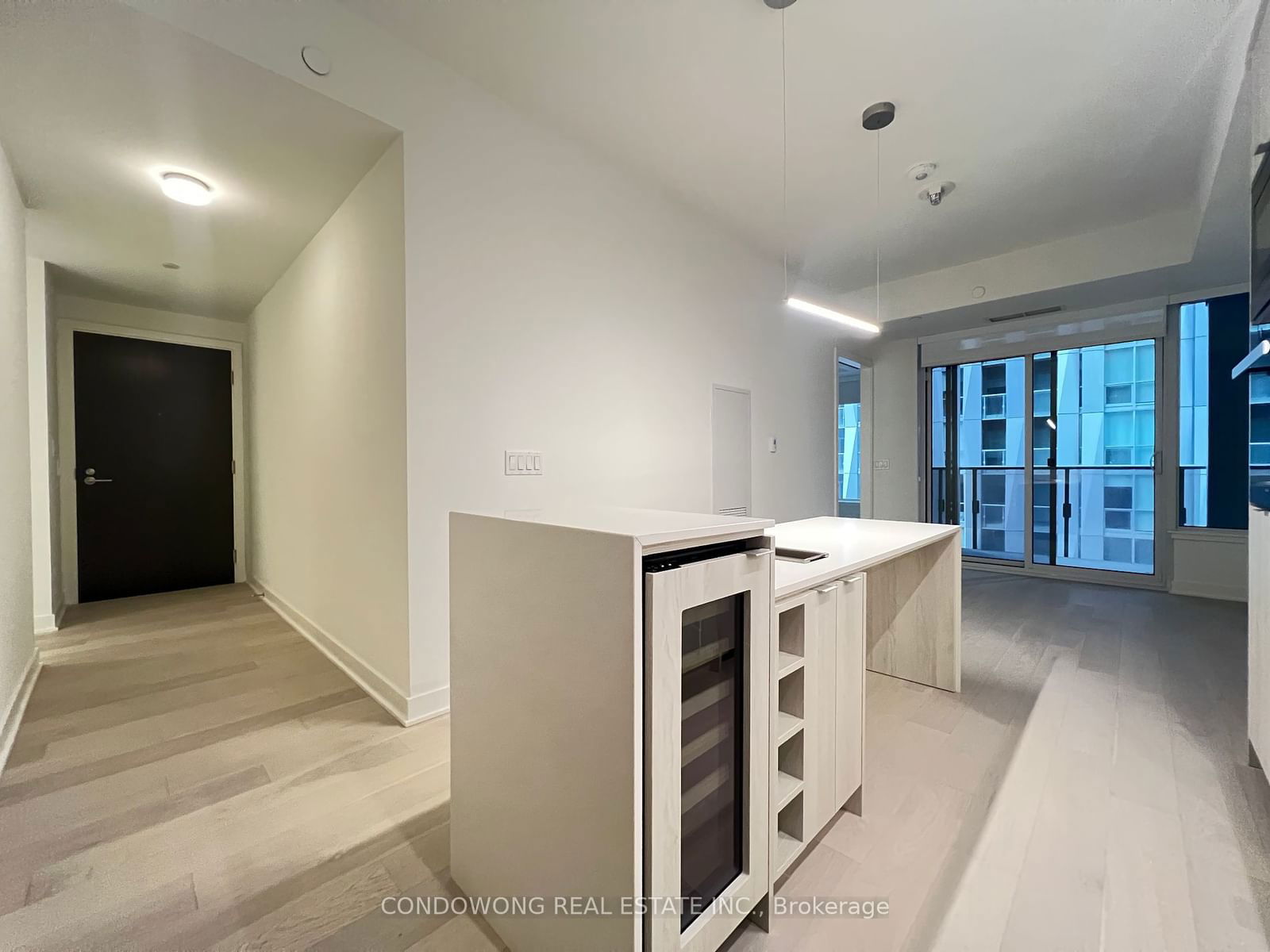 11 Yorkville Ave, unit 1107 for rent