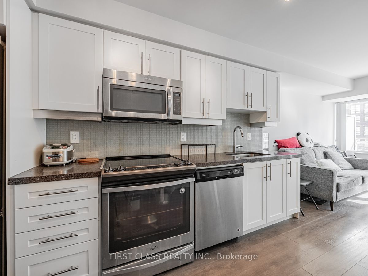 525 Adelaide St W, unit 1022 for sale