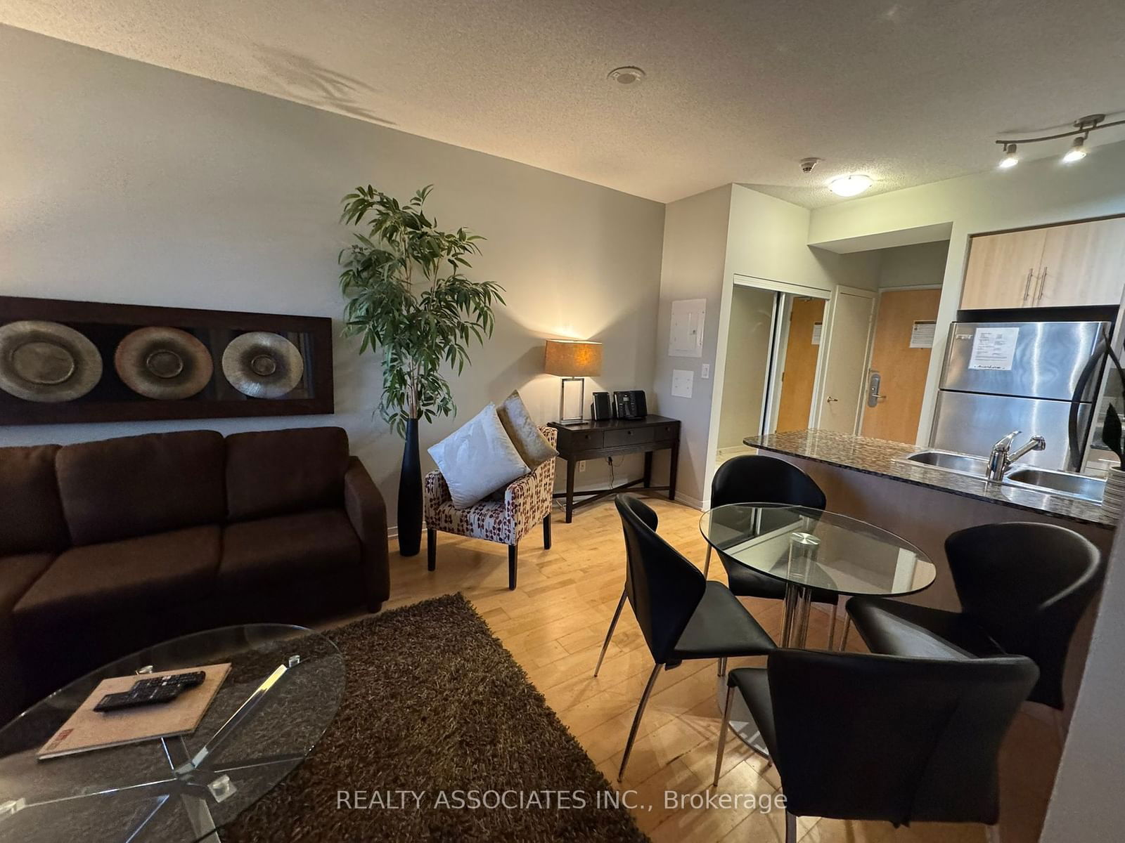 65 Bremner Blvd, unit 4902 for rent