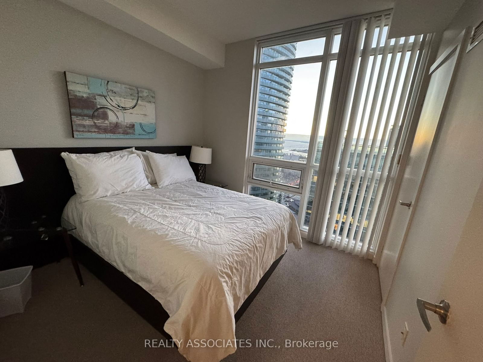 65 Bremner Blvd, unit 4902 for sale