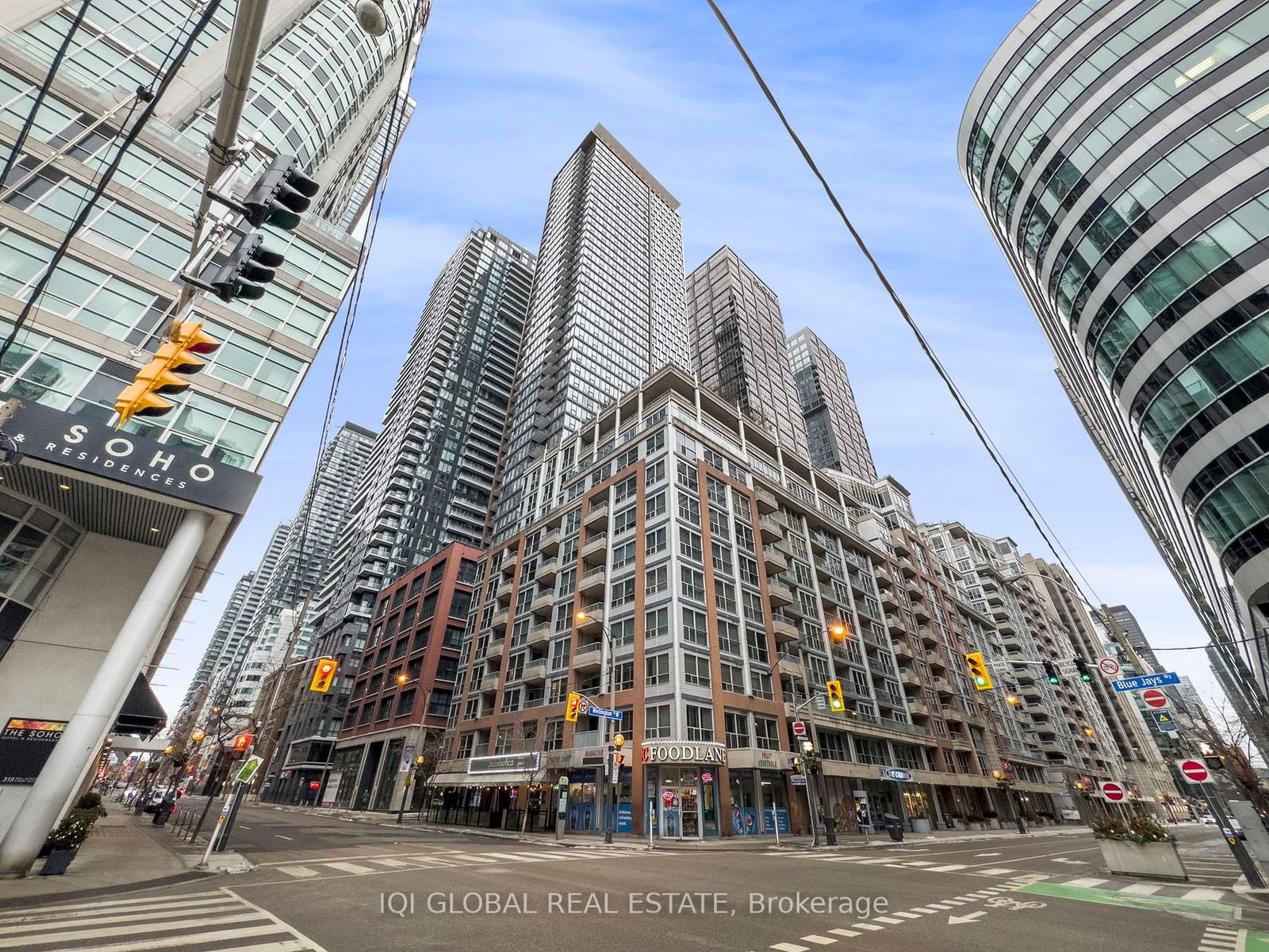 250 Wellington St W, unit 1133 for rent