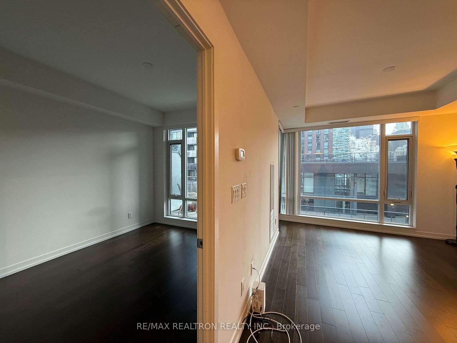 21 Widmer St, unit 1008 for rent