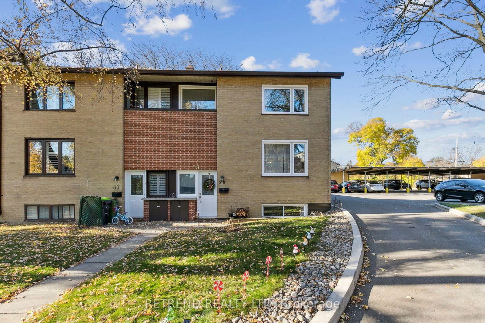 33 Broadpath Road Townhouses, North York, Toronto