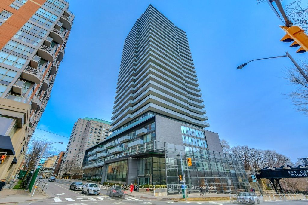 1815 Yonge St, unit 311 for sale