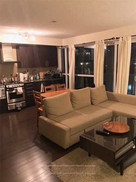 352 Front St W, unit 516 for rent