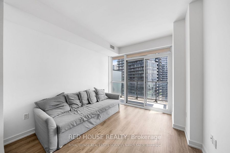 38 Iannuzzi St, unit 2509 for rent