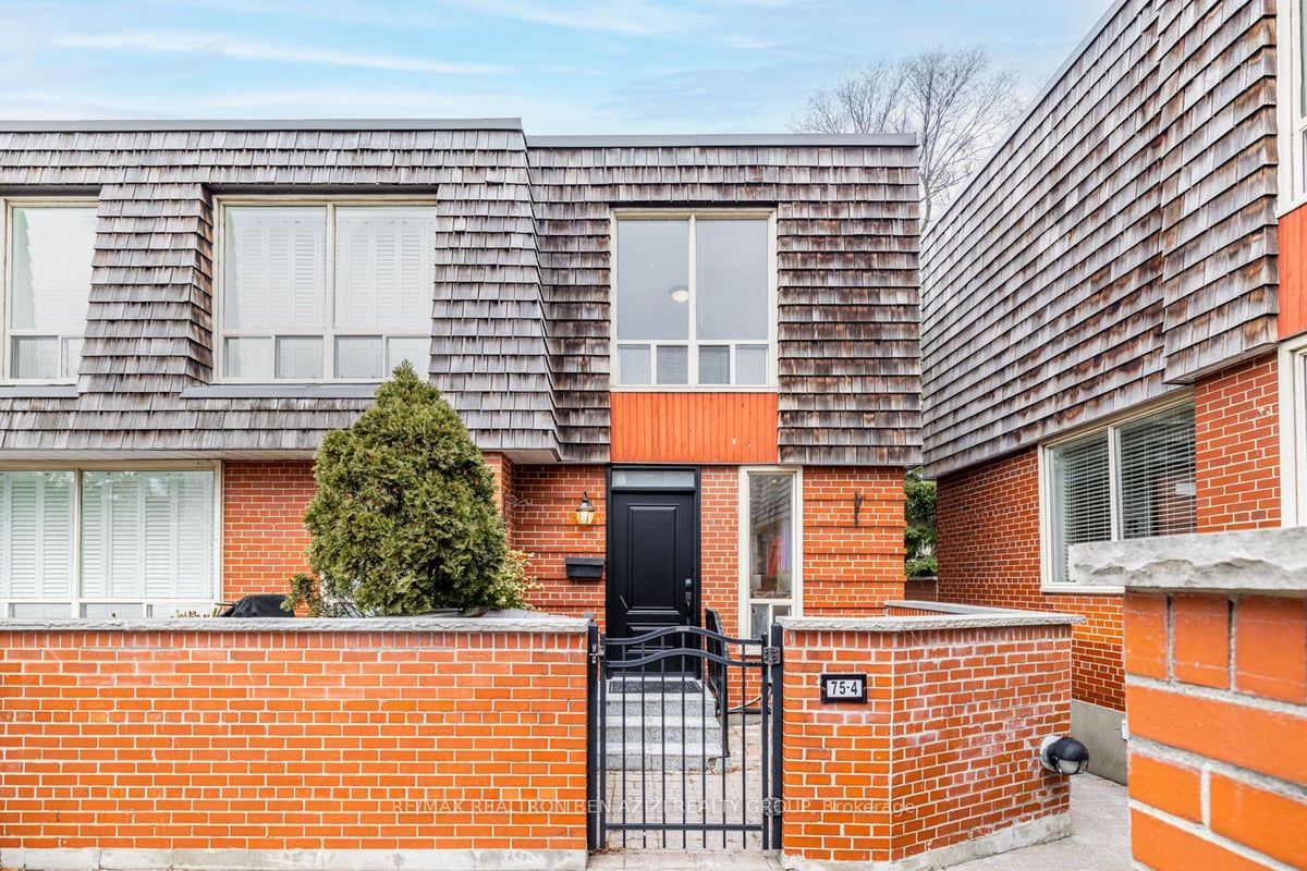 Yorkminster & Upper Canada Townhomes, North York, Toronto