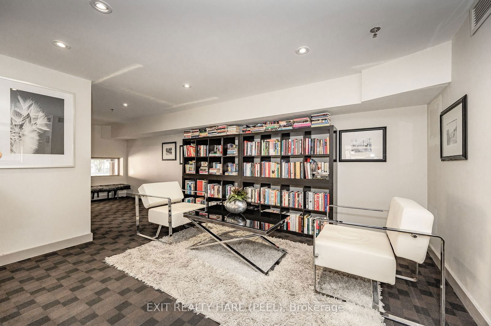 1369 Bloor St W, unit 610 for sale