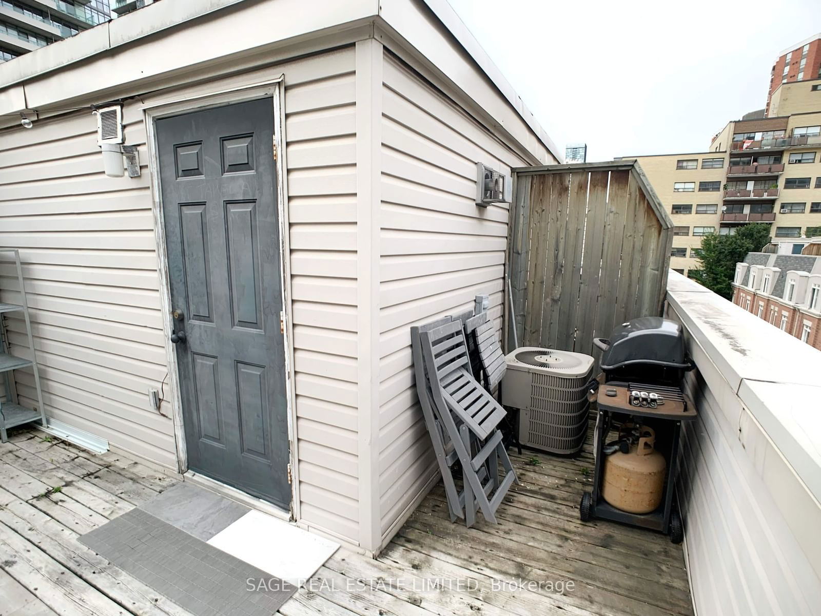 415 Jarvis St, unit 307 for rent