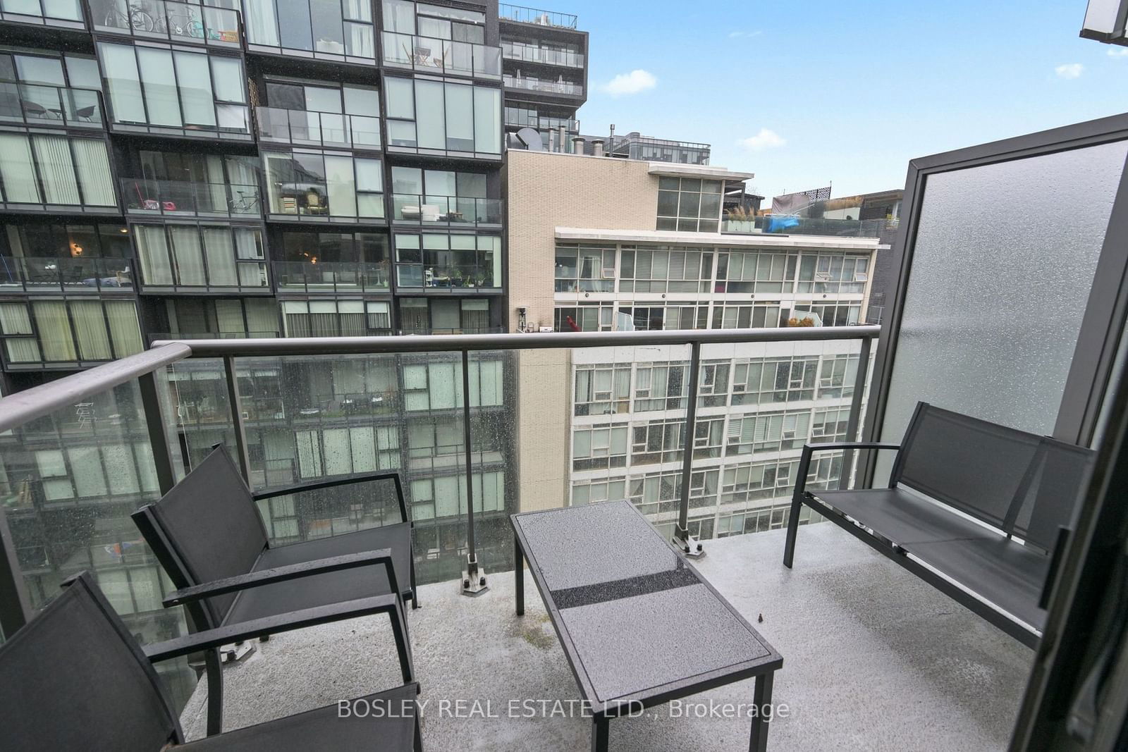 55 Stewart St, unit 916 for rent