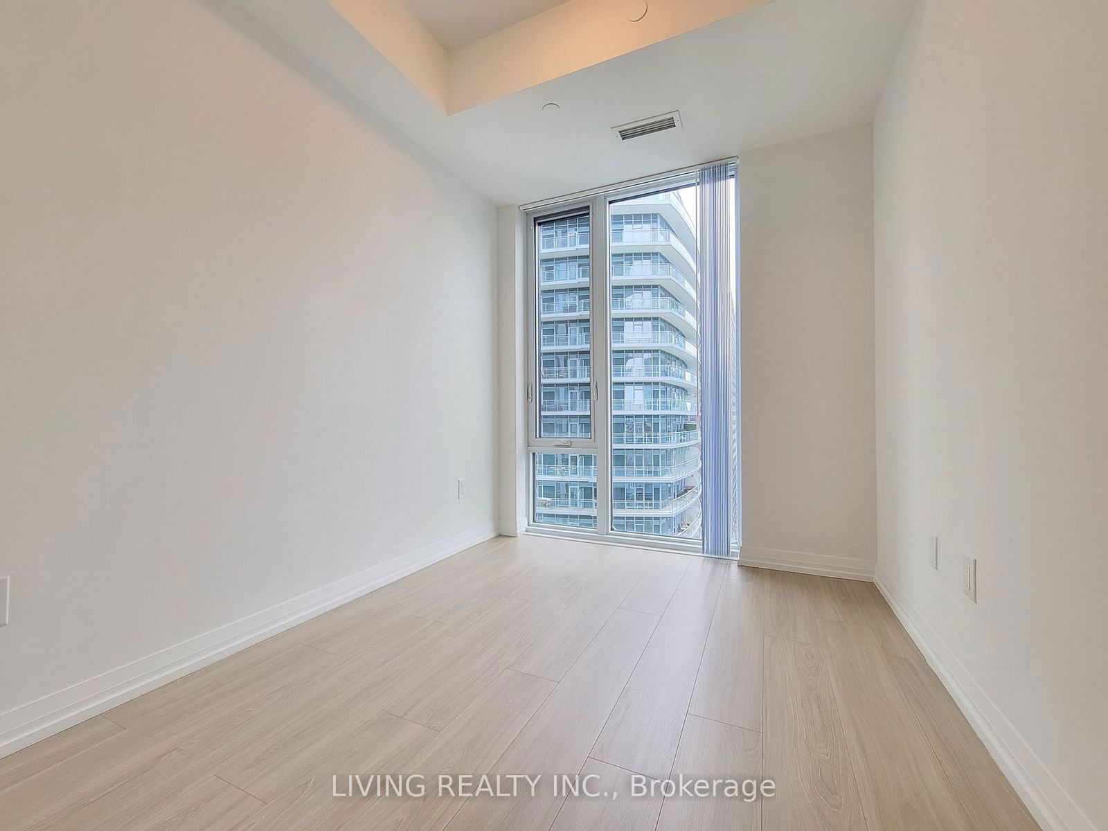 8 Widmer St, unit 4209 for rent