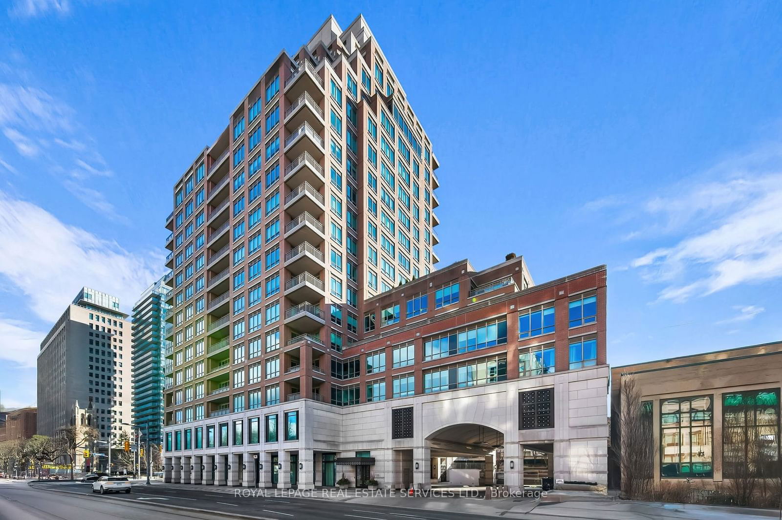 155 St Clair Ave W, unit 1701 for sale