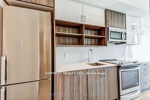 150 Fairview Mall Dr E, unit 1510 for rent