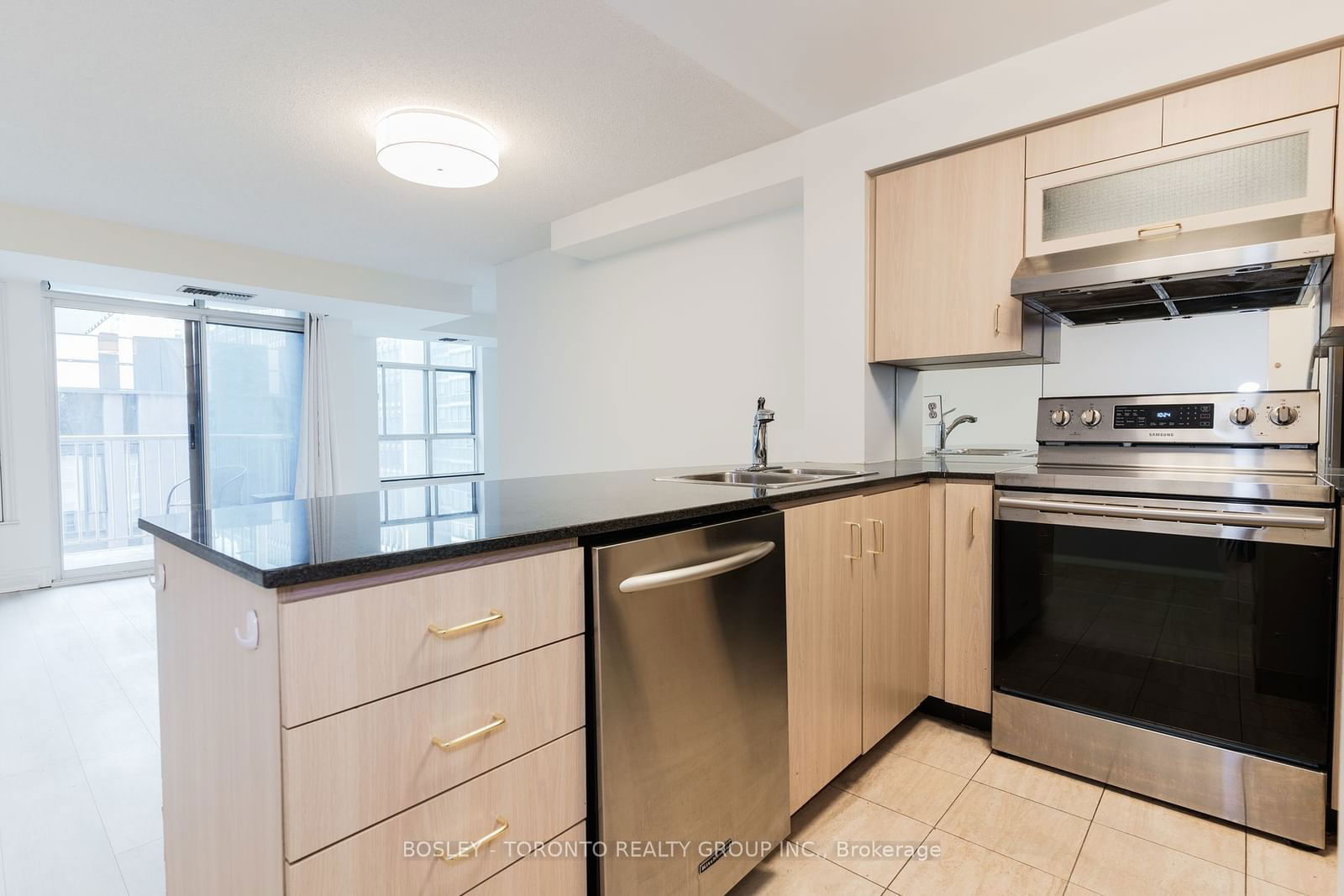 105 Victoria St, unit 606 for rent