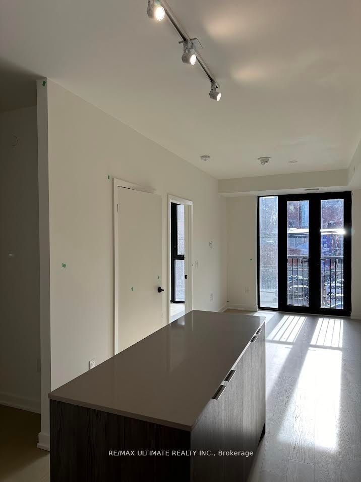 123 Portland St, unit 208 for sale