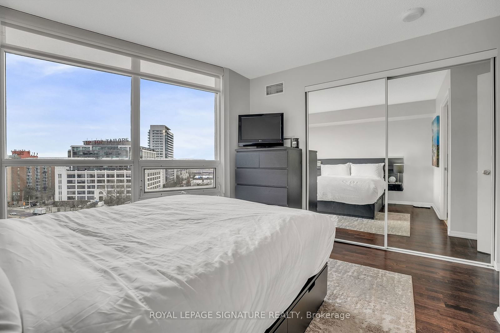 215 Fort York Blvd, unit 1104 for rent