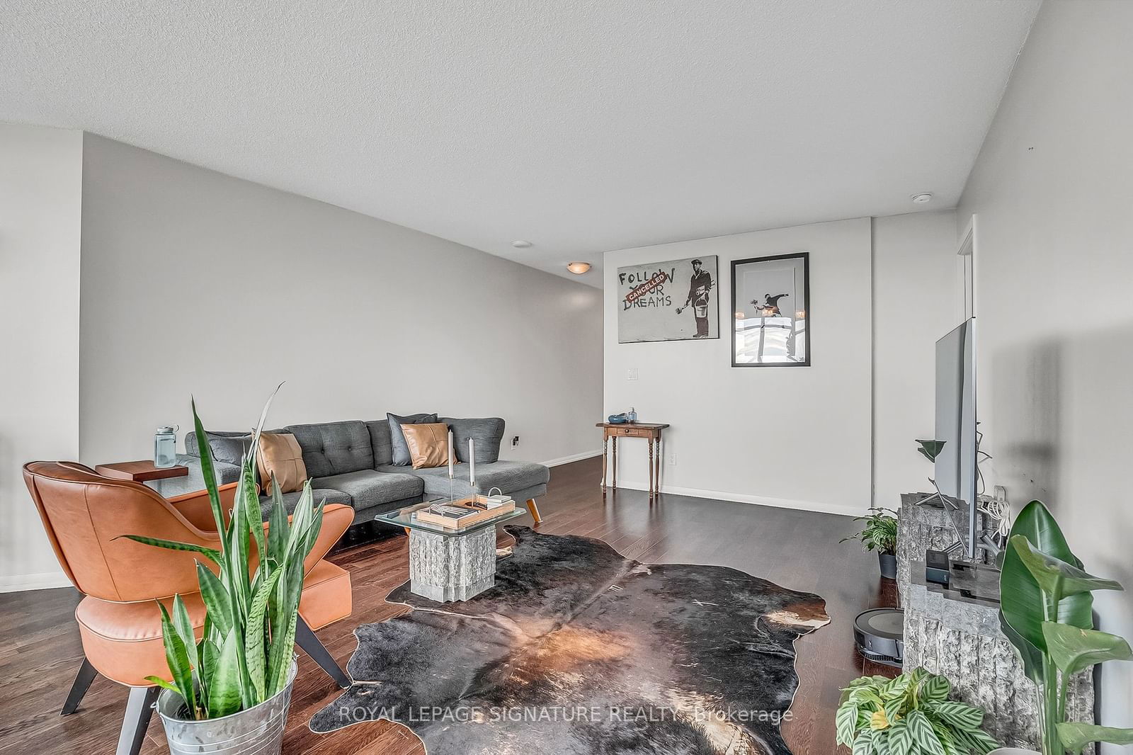 215 Fort York Blvd, unit 1104 for rent