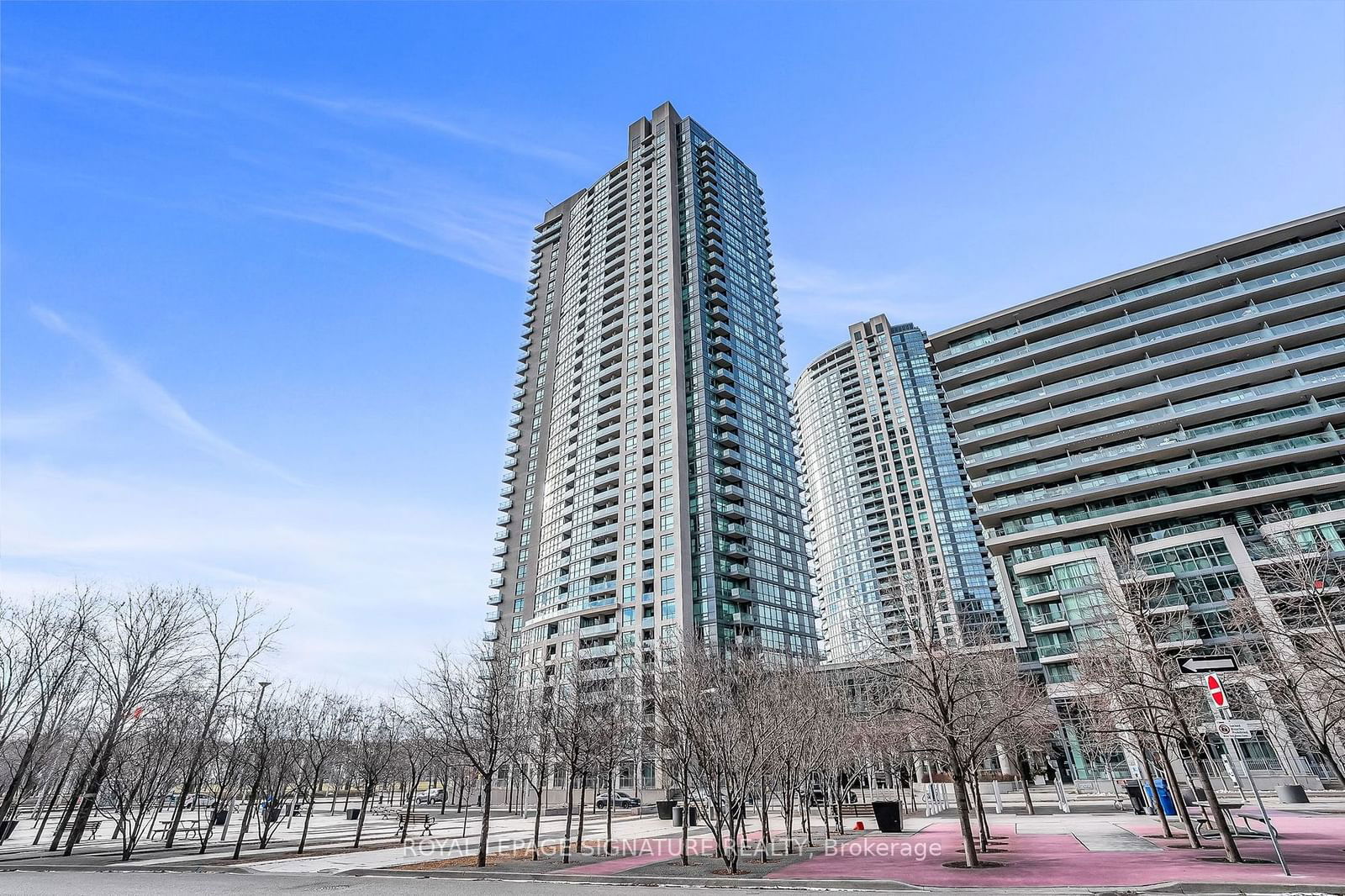 215 Fort York Blvd, unit 1104 for rent