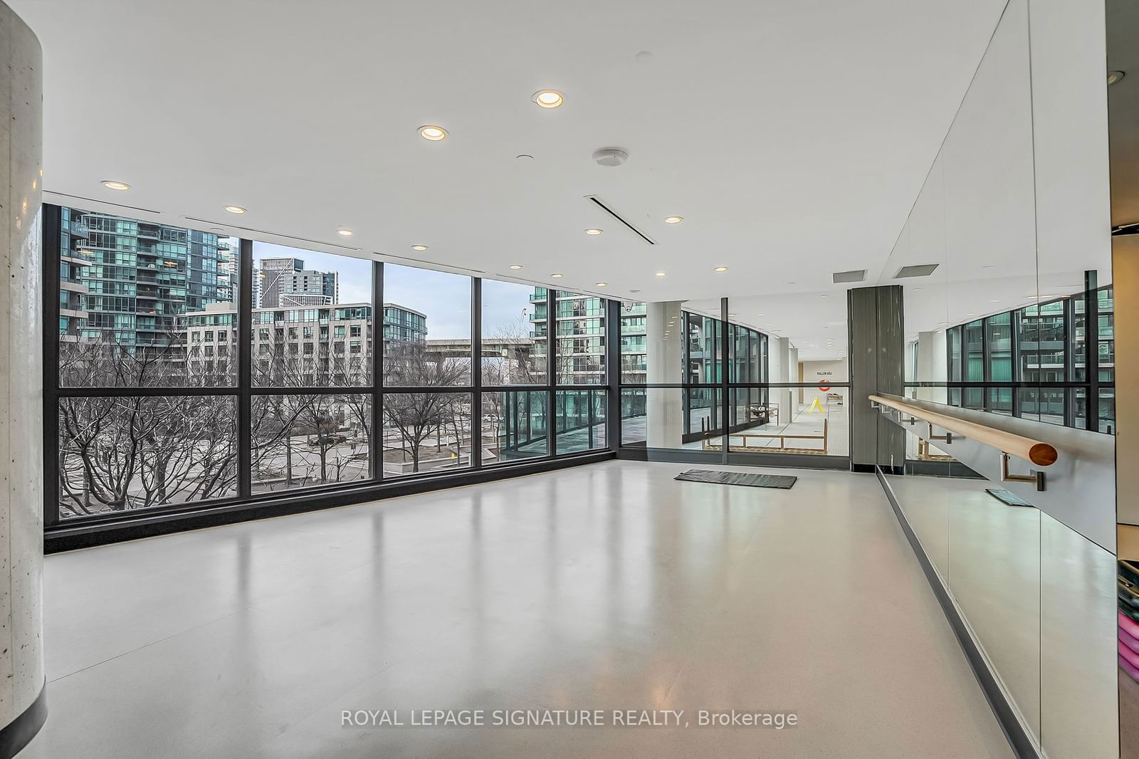 215 Fort York Blvd, unit 1104 for rent