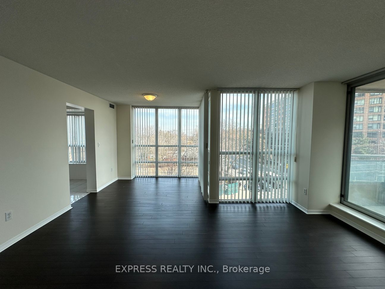 39 Pemberton Ave, unit 513 for rent