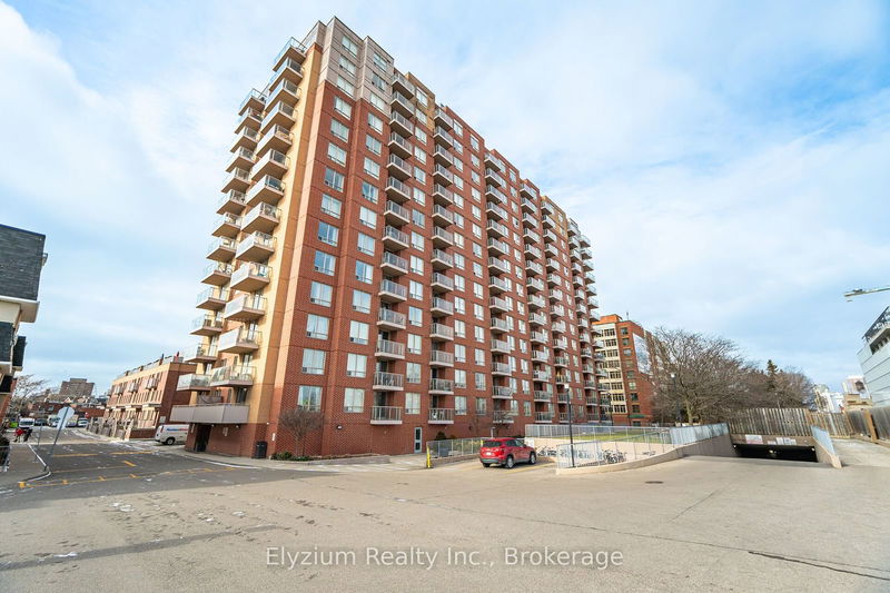 1369 Bloor St W, unit 214 for sale