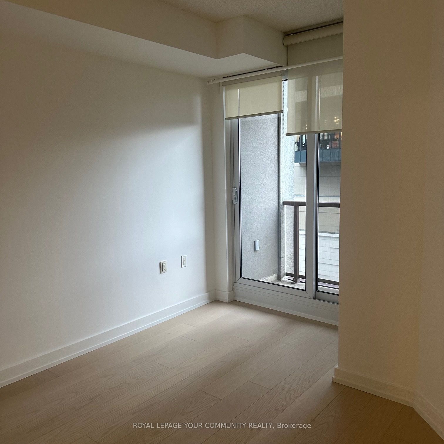 85 Bloor St E, unit 1103 for rent