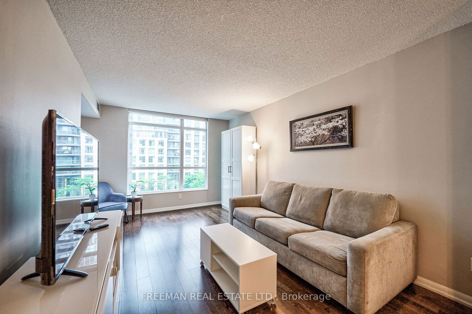 215 Fort York Blvd, unit 417 for rent