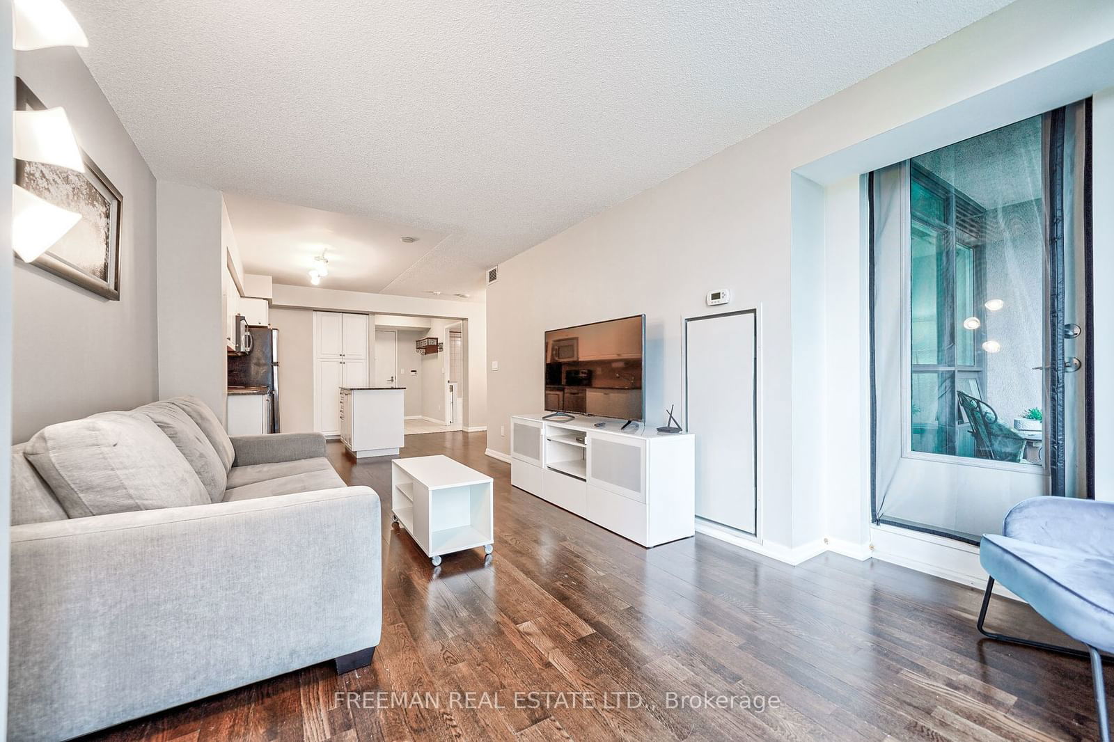 215 Fort York Blvd, unit 417 for rent