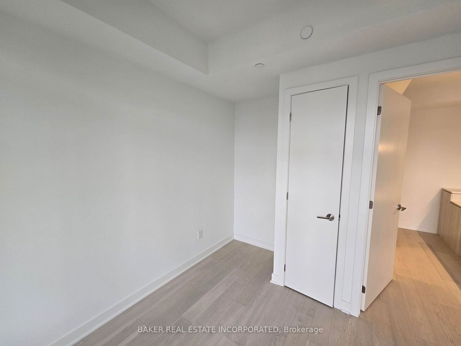 11 Yorkville Ave, unit 1804 for rent