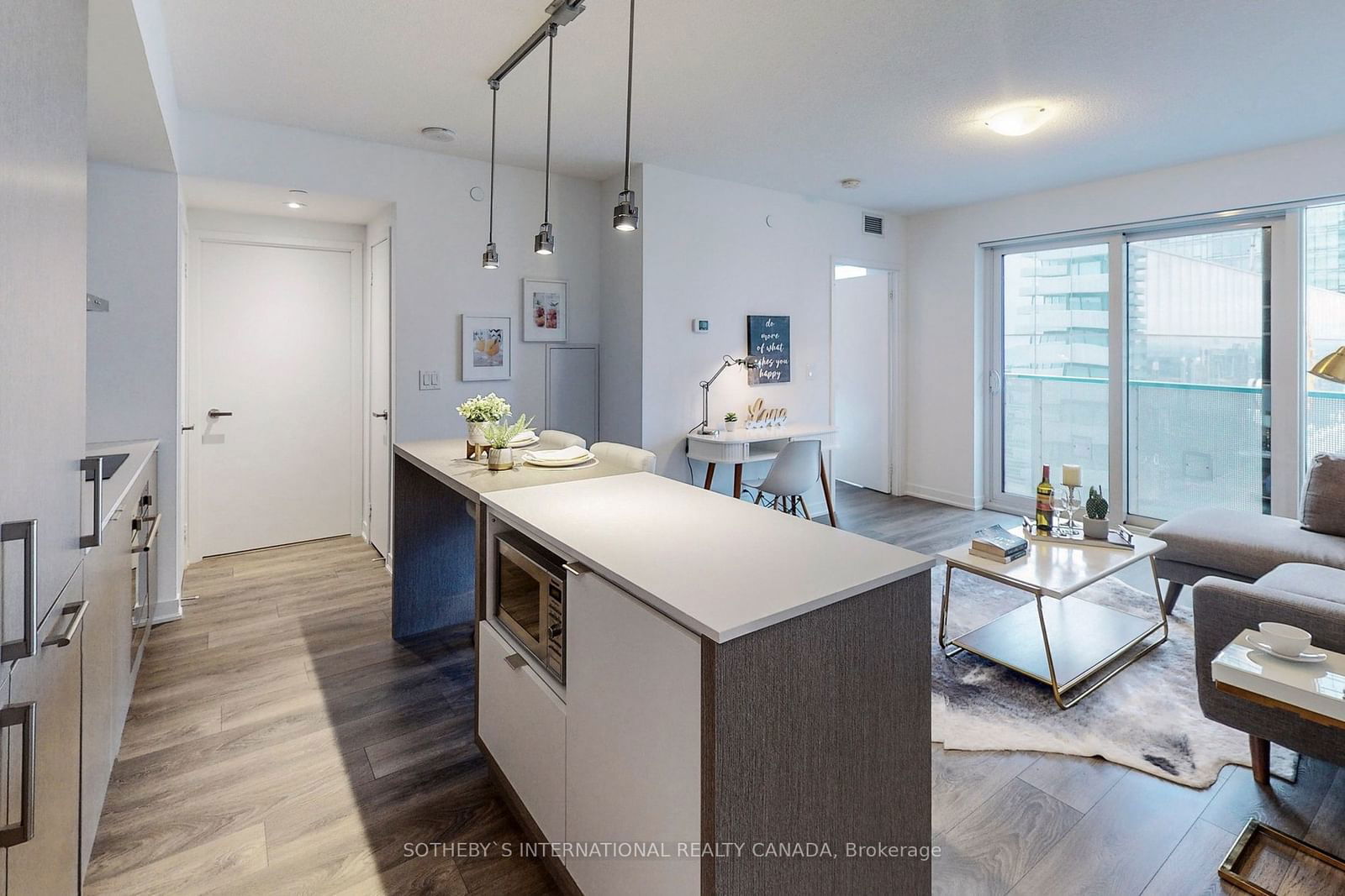 100 Harbour St, unit 2601 for rent