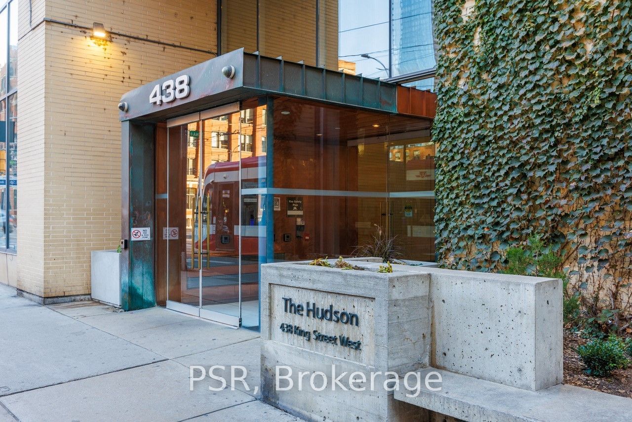 438 King St W, unit 612 for sale