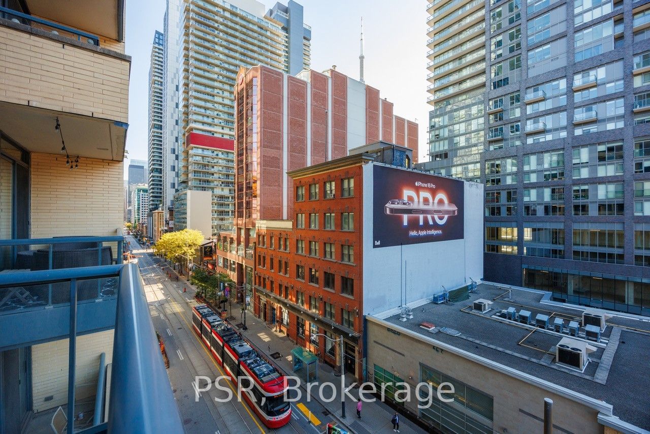 438 King St W, unit 612 for sale