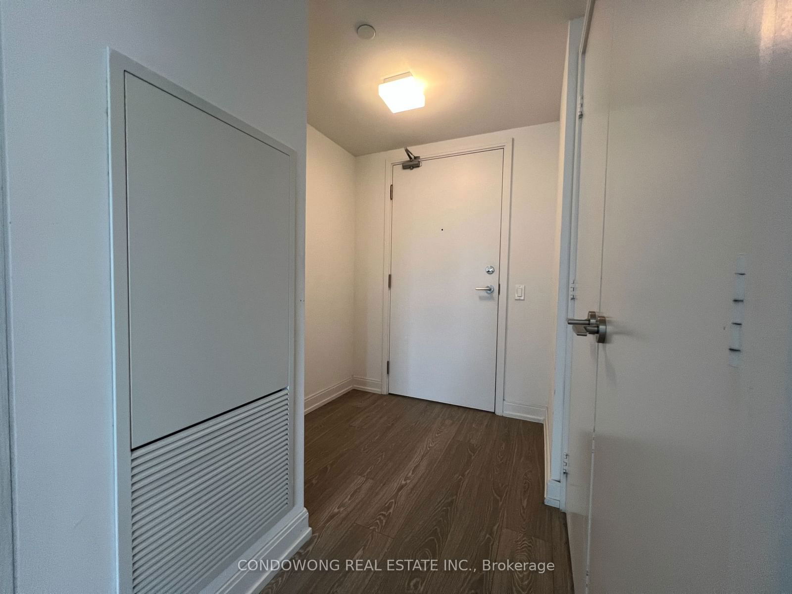 181 Dundas St E, unit 2811 for rent