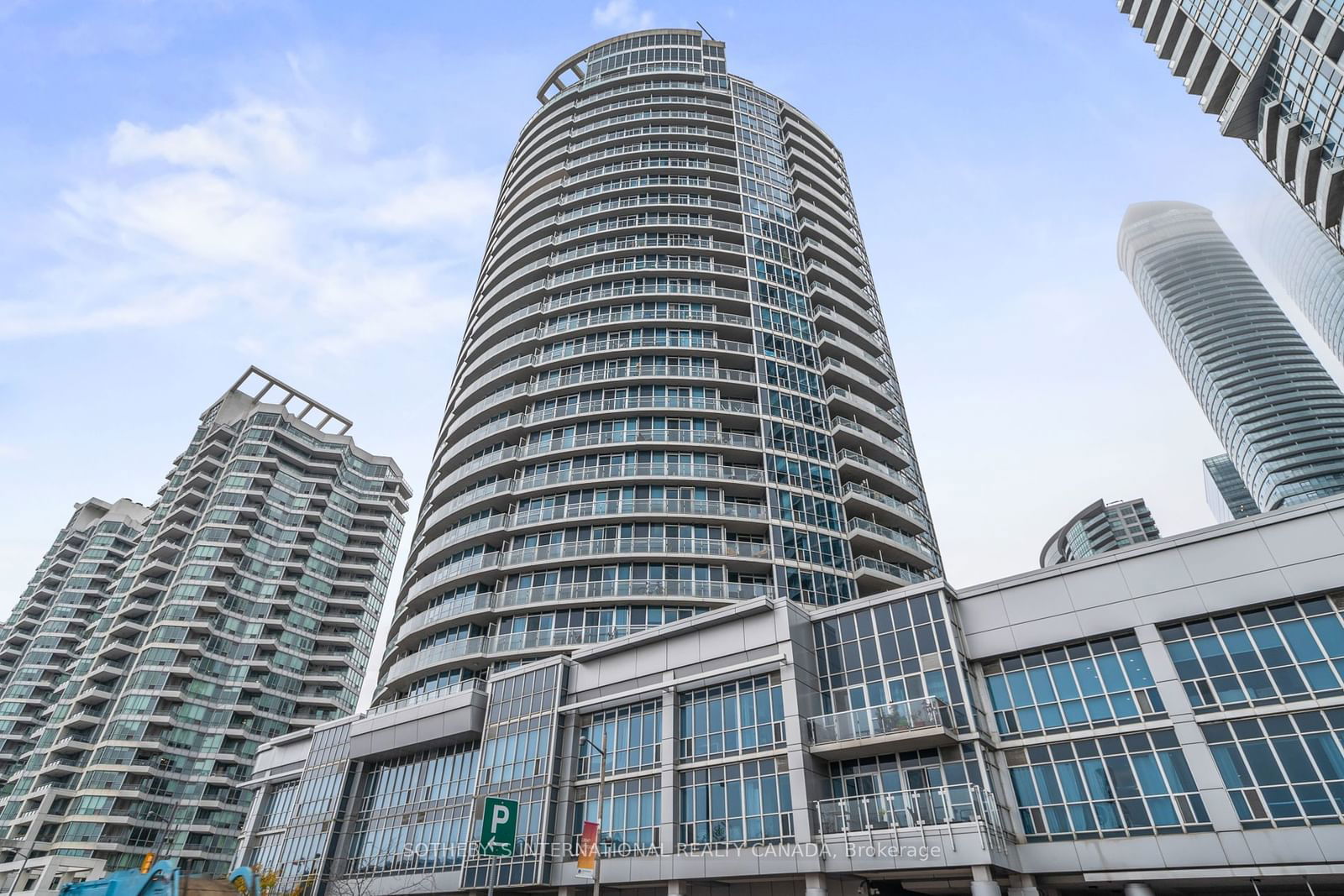 218 Queens Quay W, unit 2502 for rent