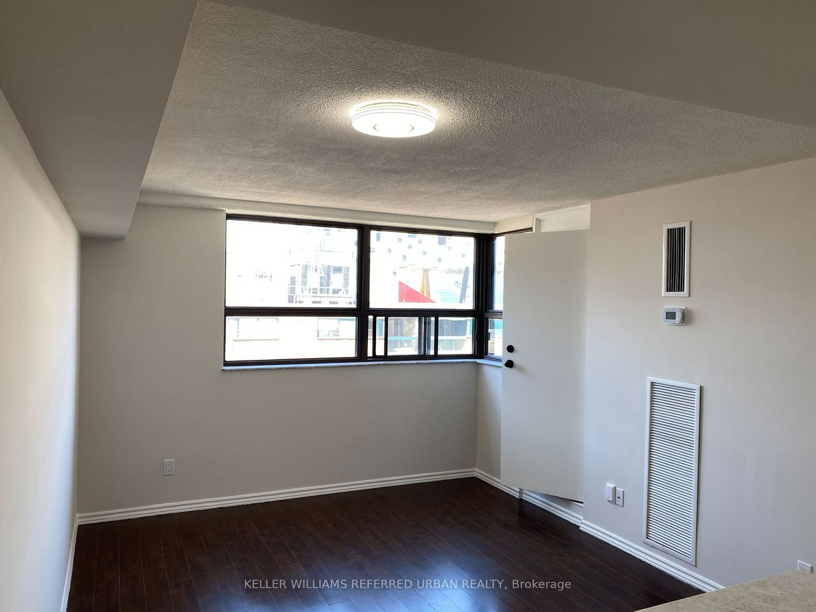 80 St. Patrick St, unit 816 for rent