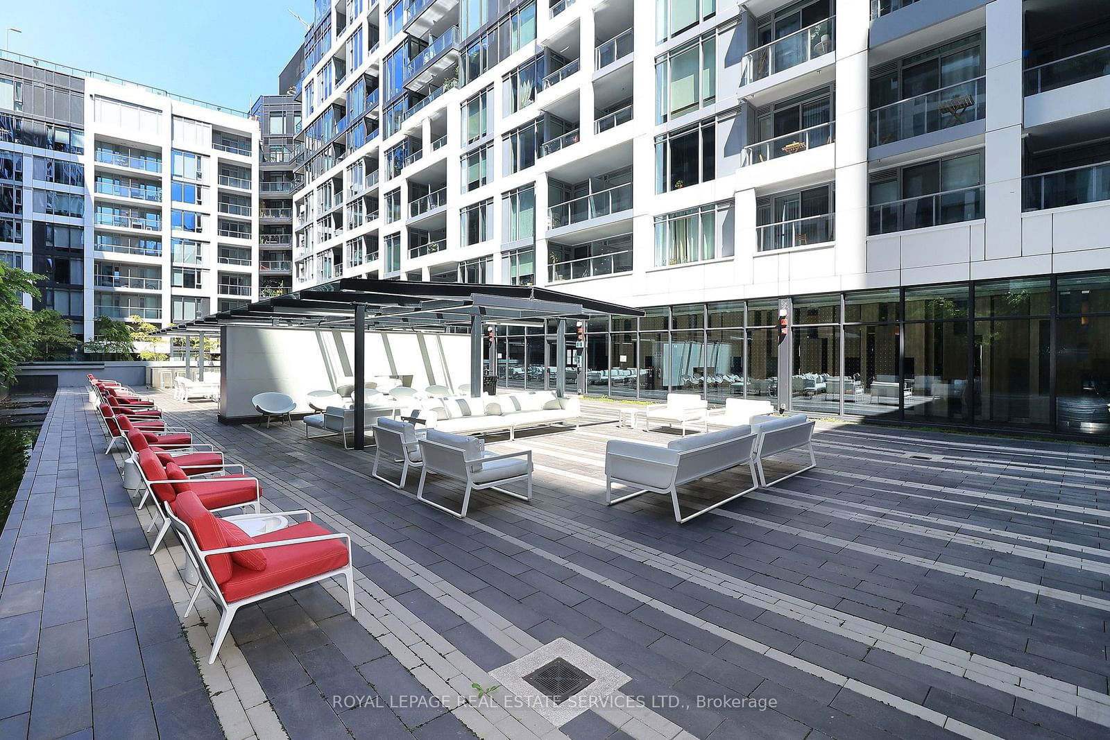 27 Bathurst St, unit 1901W for rent