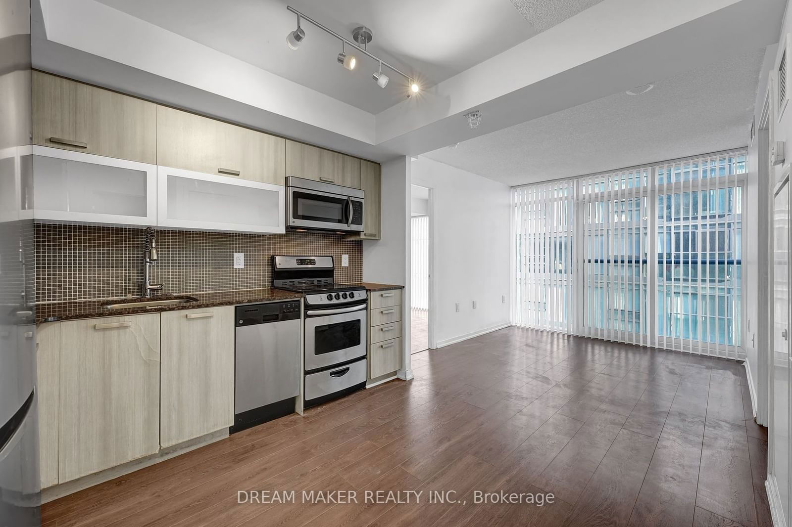 36 Lisgar St, unit 1902W for rent