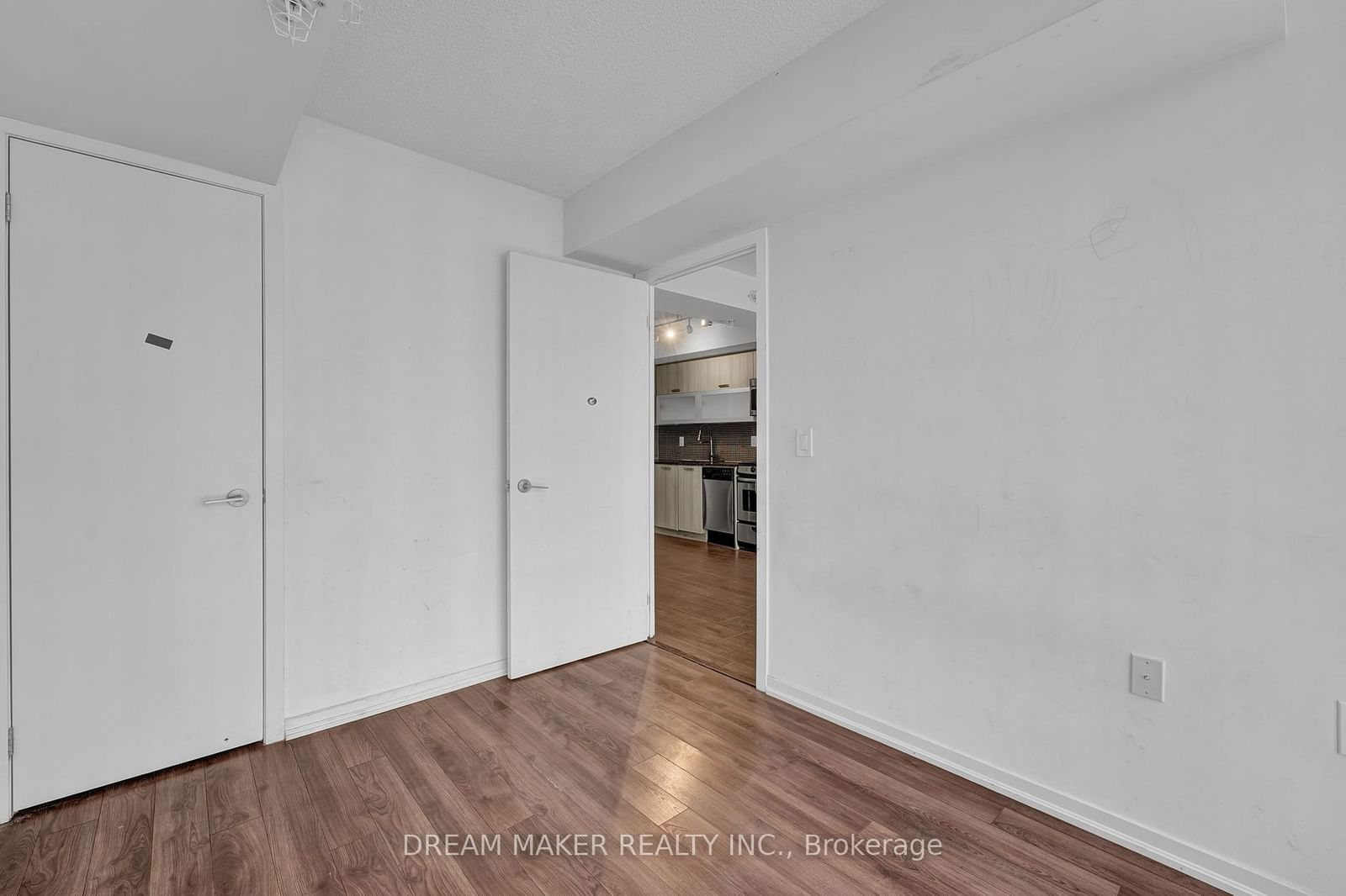 36 Lisgar St, unit 1902W for rent