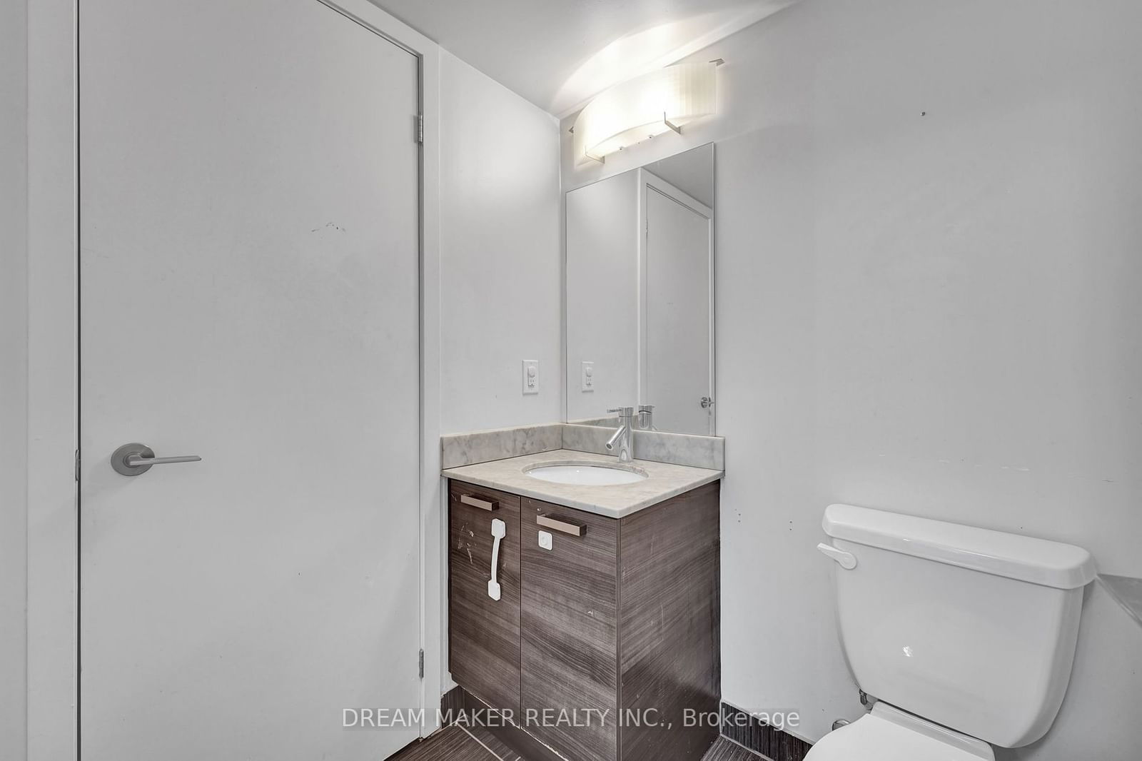 36 Lisgar St, unit 1902W for rent