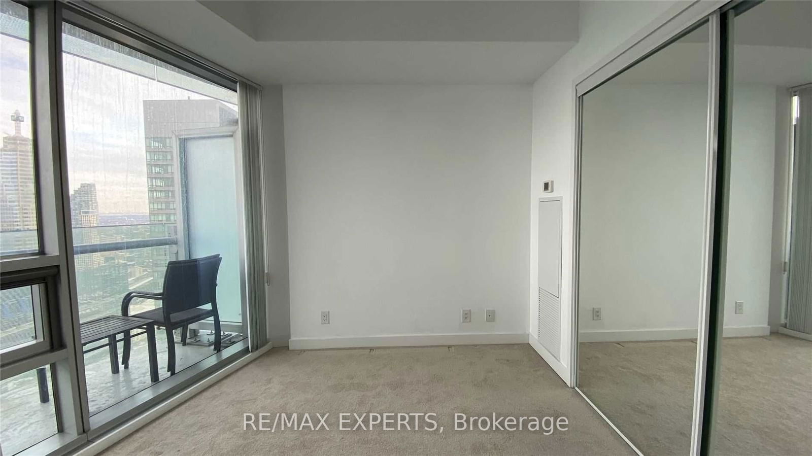 14 York St, unit 4010 for rent