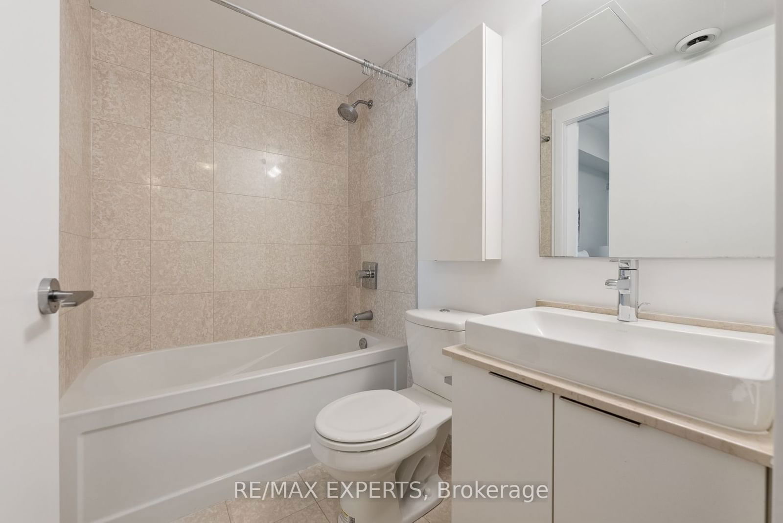 14 York St, unit 4010 for rent