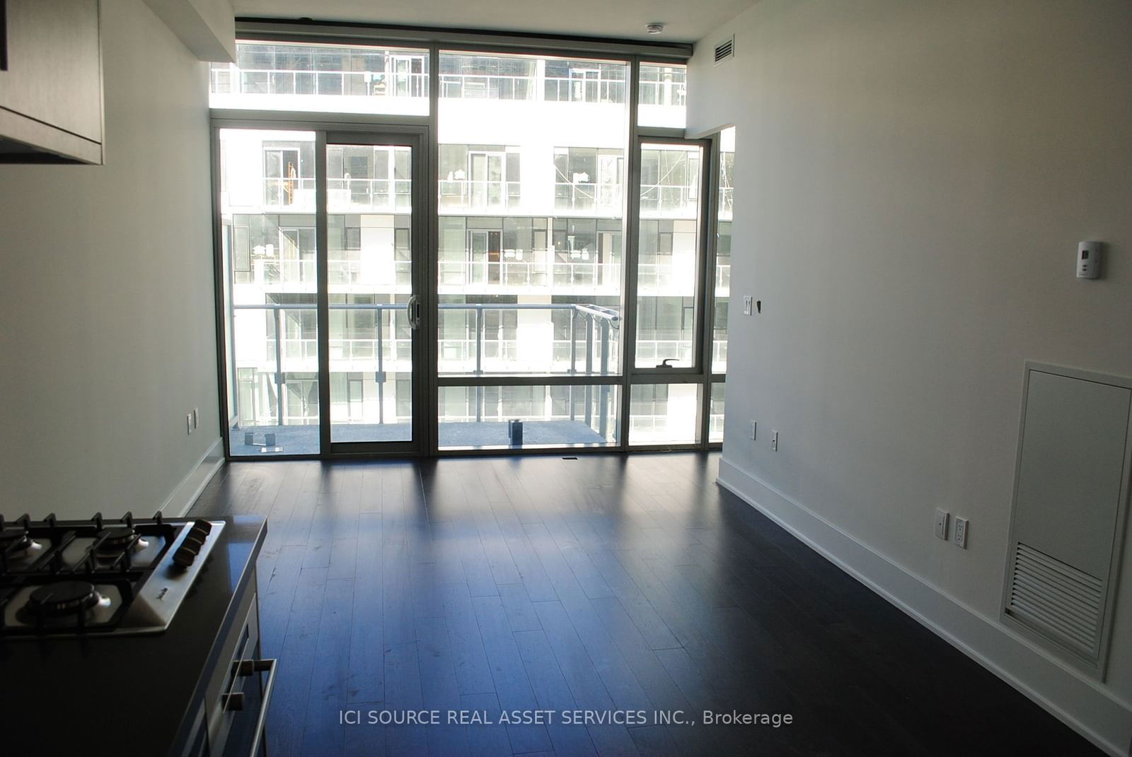 39 Queens Quay E, unit 1028 for rent